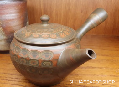 Japanese Teapot in Taiwan (Yusesn)