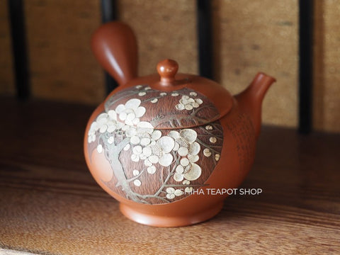 Kodo Yoshikawa Hand Caving White Plum Flower Teapot 常滑壺堂 KD87