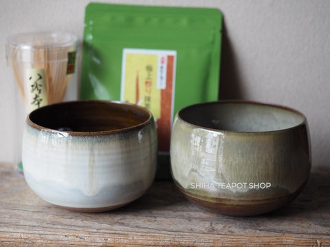 Takatori Yuko Pair Small Round Matcha Bowl (Takatori Hassen Kiln) TY45Set