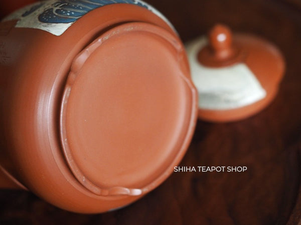Kodo Yoshikawa ”The Greate Wave" Teapot KD458