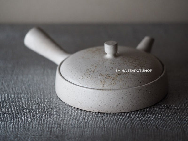 JINSHU Flat White Oyster Shell  Tokoname Kyusu Teapot 甚秋 JN233