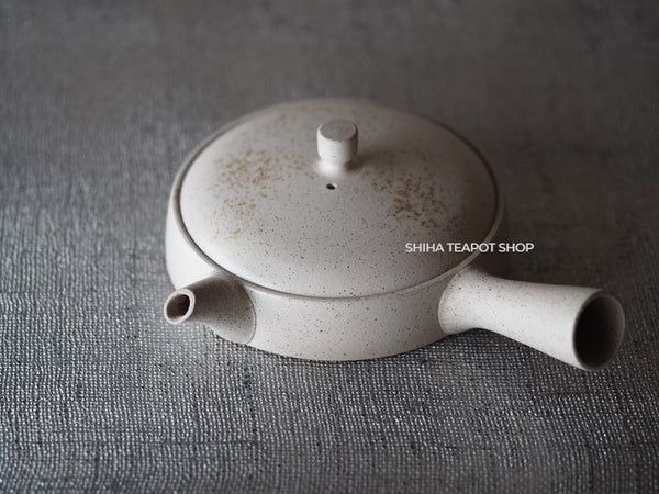 JINSHU Flat White Oyster Shell  Tokoname Kyusu Teapot 甚秋 JN233