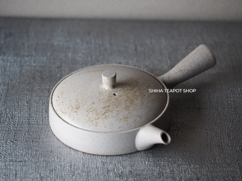 JINSHU Flat White Oyster Shell  Tokoname Kyusu Teapot 甚秋 JN116