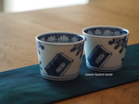 [Side-Order] Arita  Blue & White Porcelain Hand-Paint Japan Book & Flower Cup Pair (2 pcs)