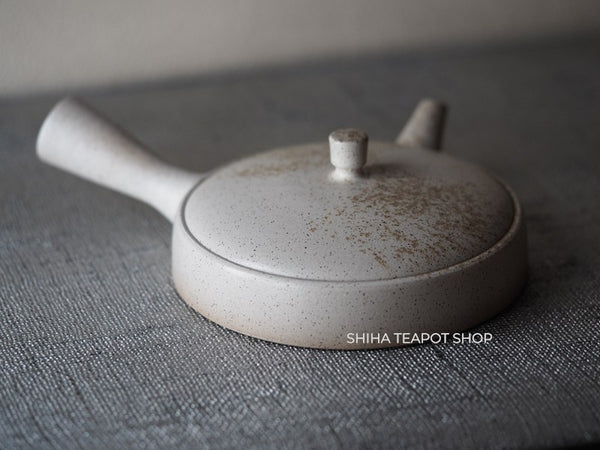 JINSHU Flat White Oyster Shell  Tokoname Kyusu Teapot 甚秋 JN215