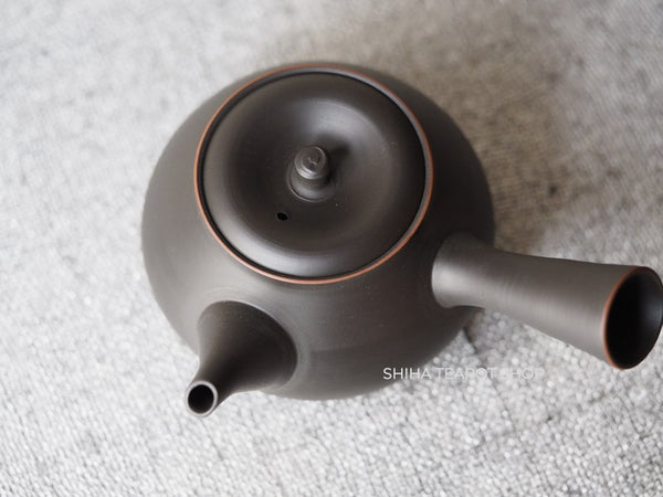 Koie Hiroshi (Reiko)  Red Rim Silky Black Teapot SHIHA Original 玲光 HK03a