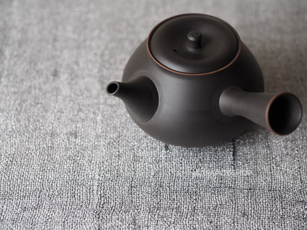 Koie Hiroshi (Reiko)  Red Rim Silky Black Teapot SHIHA Original 玲光 HK03a