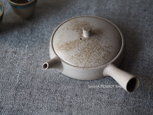 JINSHU Flat White Oyster Shell  Tokoname Kyusu Teapot 甚秋 JN148