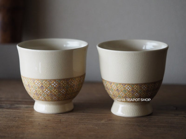 Satsuma Yunomi Tea Cup Handpaing Flower (Pair)