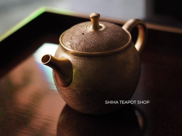 Shoryu- Umehara Shoji Gold and Mesh Kyusu Back Handle Teapot SRK90