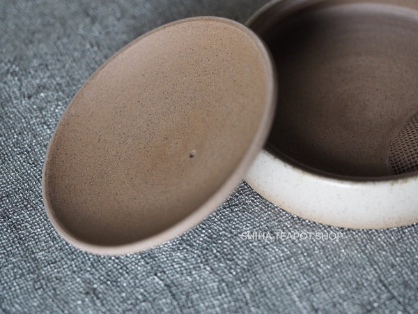 JINSHU Flat White Oyster Shell  Tokoname Kyusu Teapot 甚秋 JN151