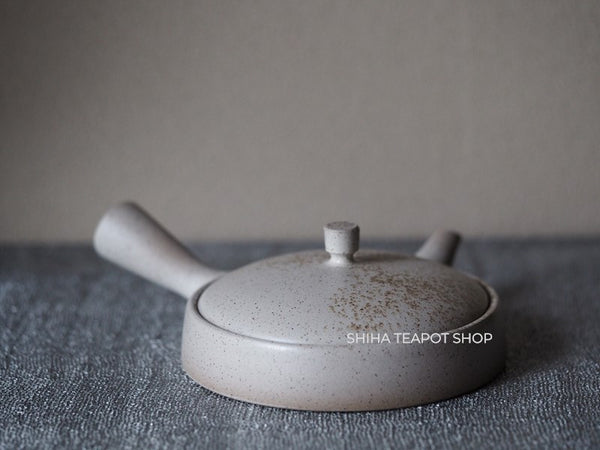 JINSHU Flat White Oyster Shell  Tokoname Kyusu Teapot 甚秋 JN151