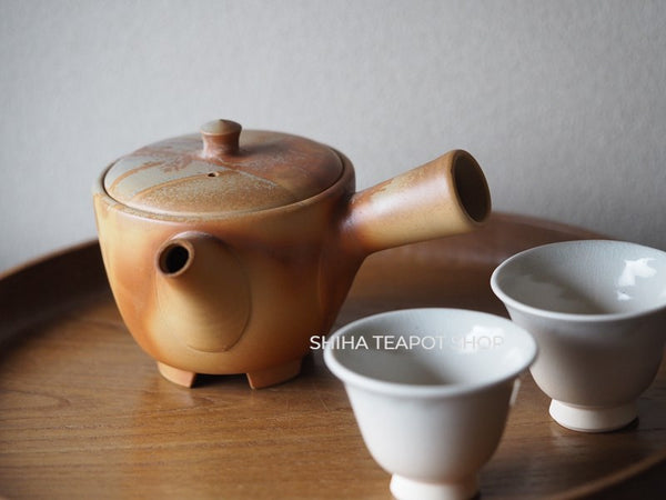 Vintage YUSEN Fire Line Teapot 40-50 years with Koudai Foot  初代友仙 Y08