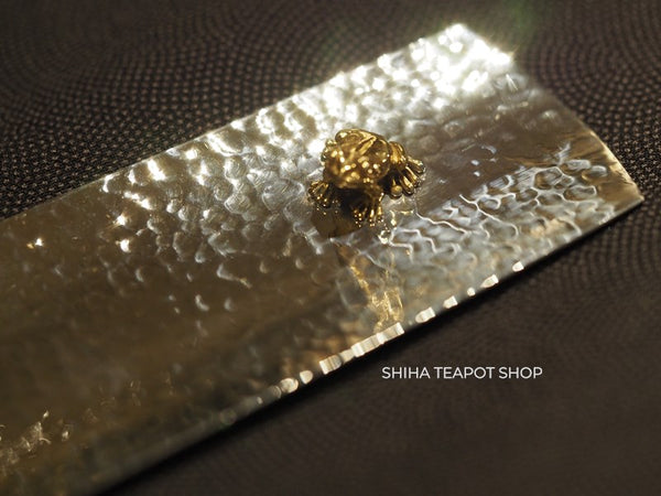 Silver Tea Leaf Spoon with Frog (used)