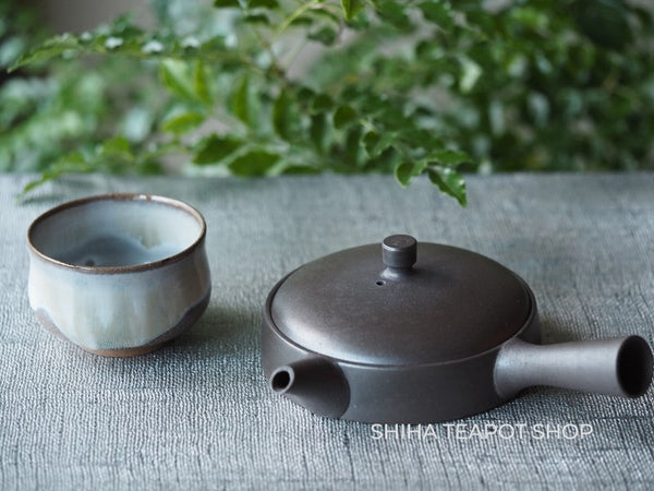 JINSHU Gokuhira Flat Black Teapot (Wood Box with artist's signature )甚秋 JN98