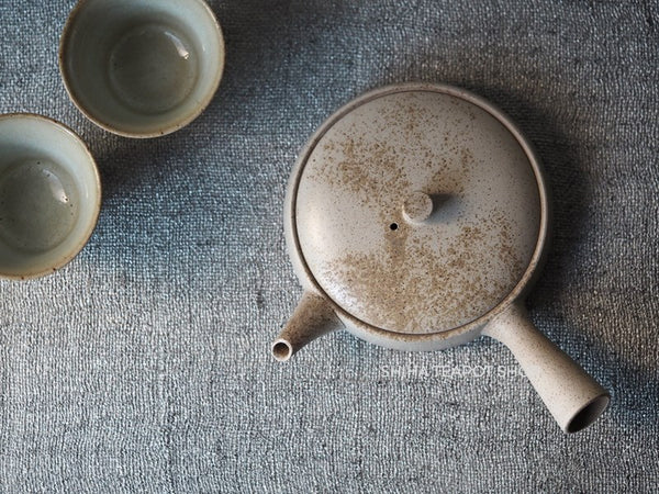 JINSHU Flat White Oyster Shell  Tokoname Kyusu Teapot 甚秋 JN211