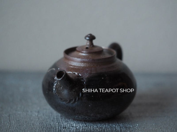 Tokoname Sou Yamada Shell Black Wood Firing Teapot 山田想 YS95