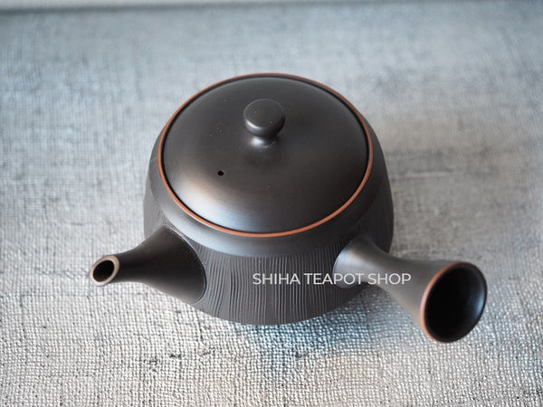 Koie Hiroshi (Reiko)  Red Rim Black Teapot  Drizzle Rain