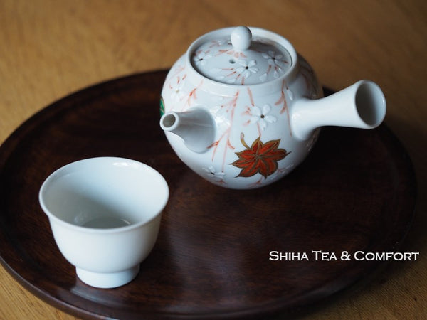 KYOTO KATO SEISHO SAKURA MAPLE Porcelain Small Teapot 清昌瓷壶 （Made in Kyoto Japan）