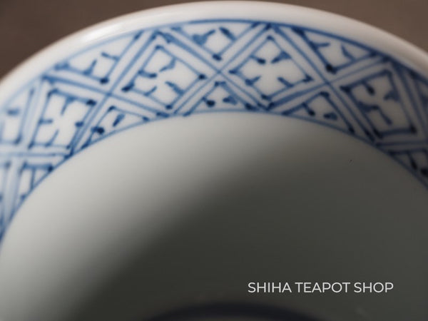 Japan Arita High-End Hand Paint Blue & White Porcelain Pine Tree & Calendar Cup Pair 2 pcs (High-End model)