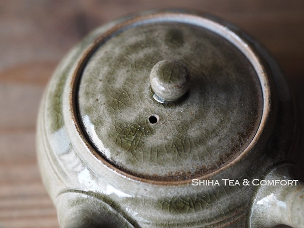 Hakusan Nuance Olive Green Glazed Tokoname Teapot 白山橄榄 250ml （Made in Tokoname Japan）