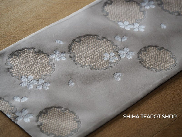 Ivory Sakura Flower Snow Table Runner 桌旗