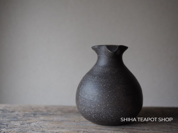 SUZU-Yaki Black Ceramic Ware for as Pitcher / Vase / Sake Tokkuri  珠洲焼 HM08
