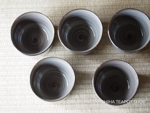 Yokoishi Gagyu White Clay Brushing Ceramic Cup Set 横石臥牛