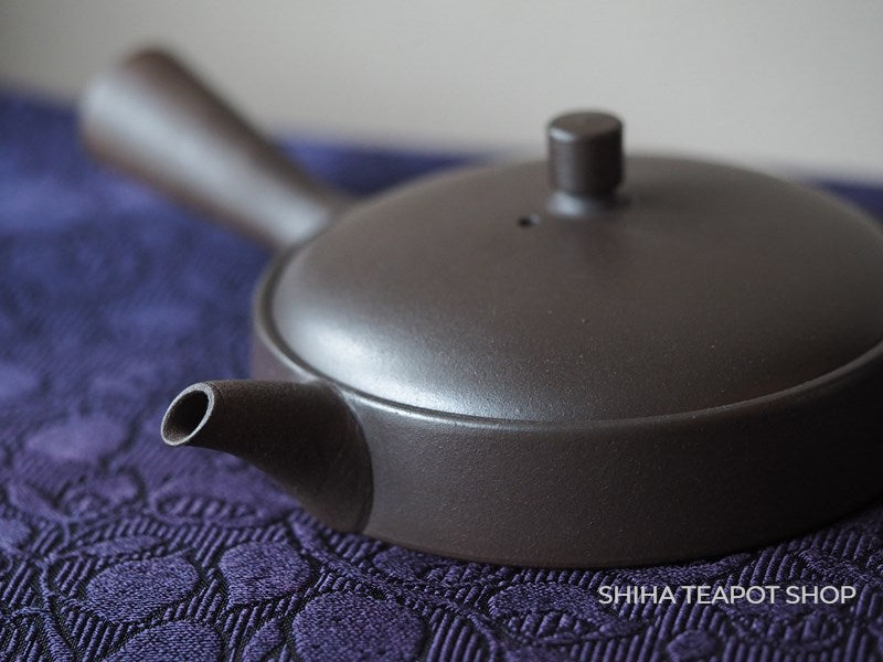 [ LEFT HAND ] JINSHU Flat Black Teapot(Wood Box  )甚秋 JN66