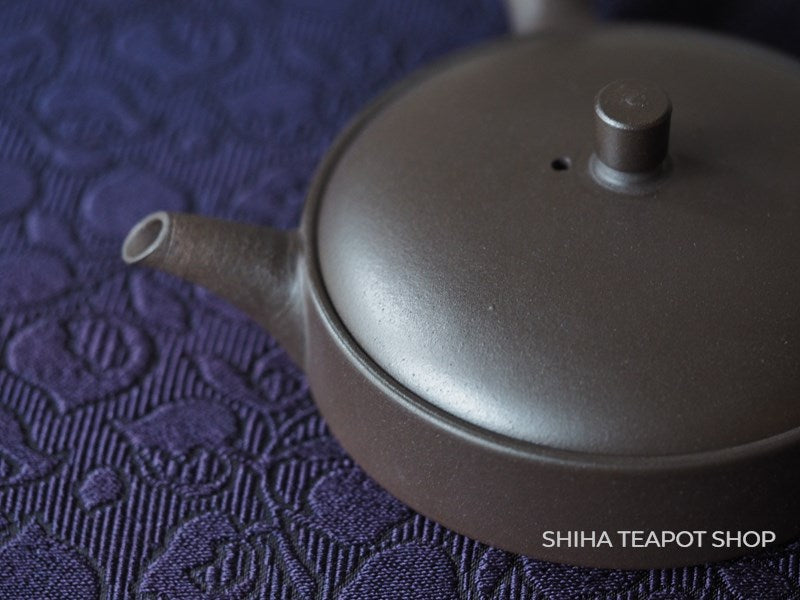 [ LEFT HAND ] JINSHU Flat Black Teapot(Wood Box  )甚秋 JN66