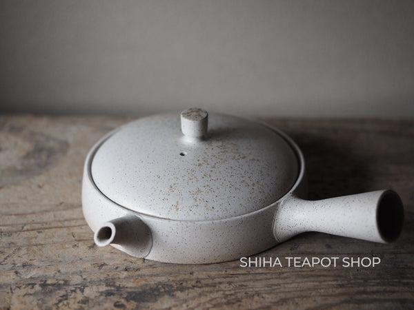 JINSHU Flat White Oyster Shell  Tokoname Kyusu Teapot 甚秋 JN45（Made in Tokoname Japan）