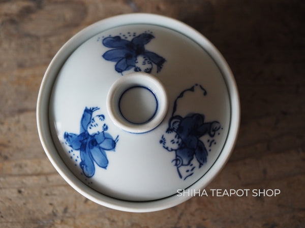 Karako Children Blue & White Senchado Tea canister (and Susuri Chawan)