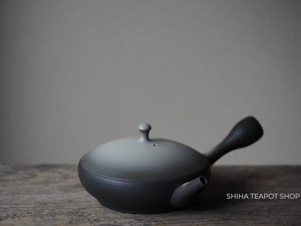 Maekawa Junzo  - Zero Saturation Flat Teapot (Large) 常滑淳蔵 J8 （Made in Tokoname Japan）