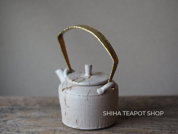Ito Seiji Jinshu White Top Handle Seaweed Teapot 常滑甚秋 JN03