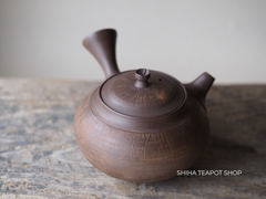 YUI Wooden Handle Dobin Teapot – TOIRO