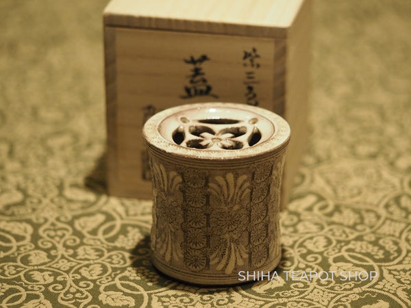 Teapot Lid Holder Rest Mishima Stamp Art  Hand Dram  Wood Box (Futaoki) 三嶋蓋置