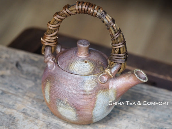 Bizen Teapot, TOP handle Teapot 備前提梁壺