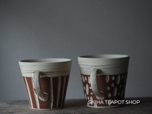 Tokoname Kenji kiln White Clay Agateware Pair Mug Cup Red Drops & Stripe