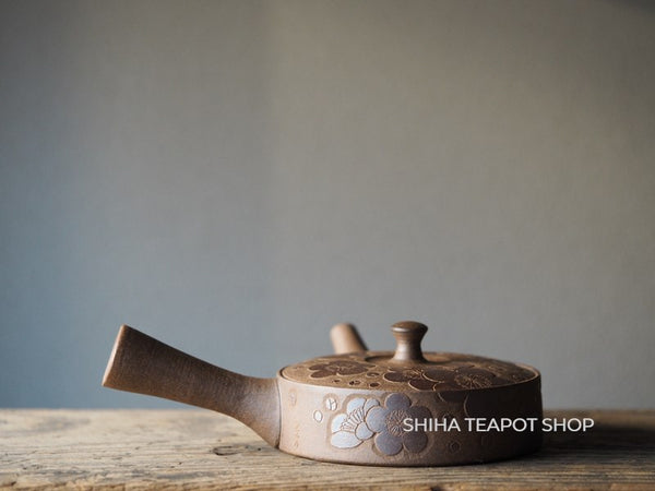 Sekiryu Flower Carving Flat Teapot Warm Brown Tokoname Kyusu Teapot