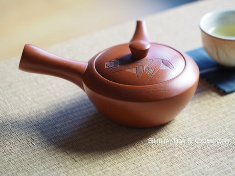 SOUKOU Tokoname Red Clay Hand Carving Teapot 宗光/宗弘